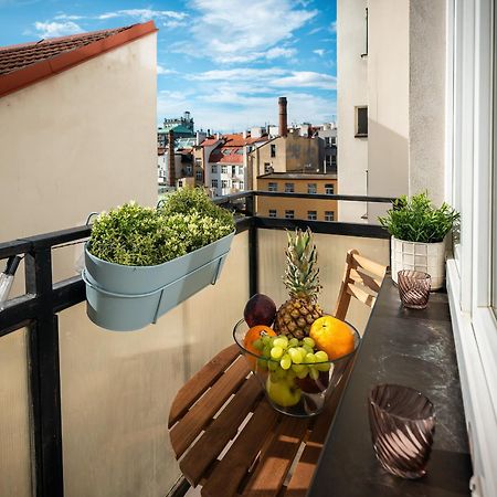 2Br 1,5Bath Chic City Suite Near Wenceslas Square Praha Bagian luar foto